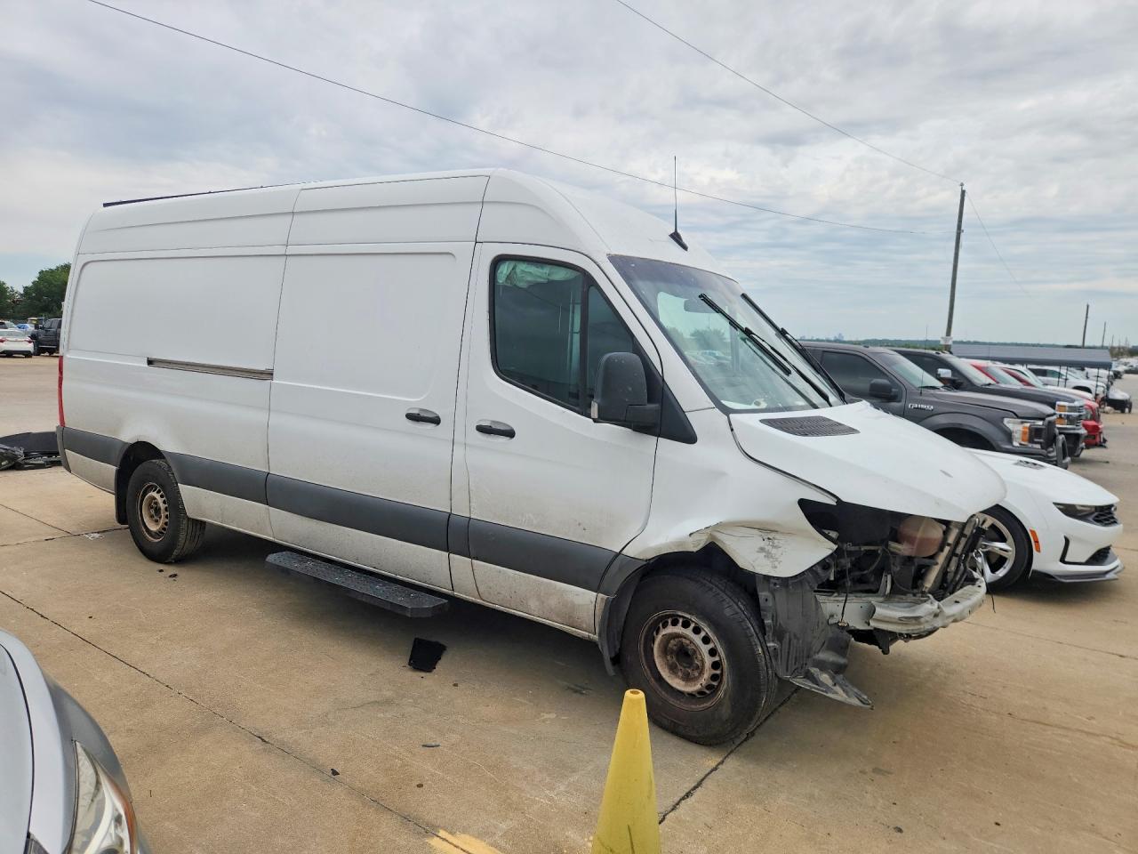 2020 Mercedes Benz Sprinter 2500 - zdjęcie 4
