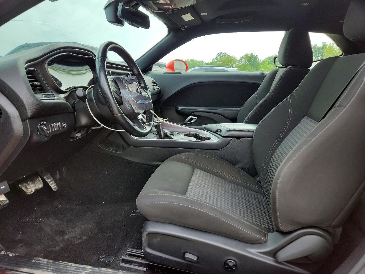 2021 Dodge Challenger Sxt - zdjęcie 7