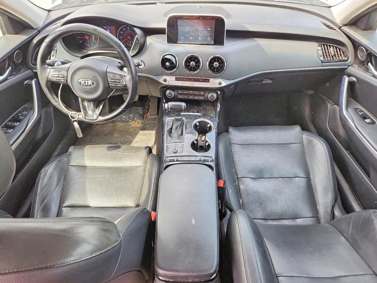 2018 Kia Stinger Base - zdjęcie 8