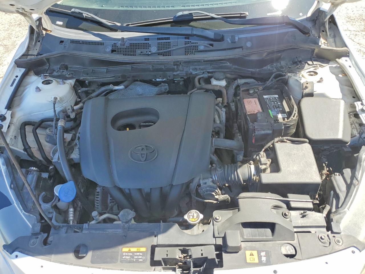 2018 Toyota Yaris Ia Base - zdjęcie 11