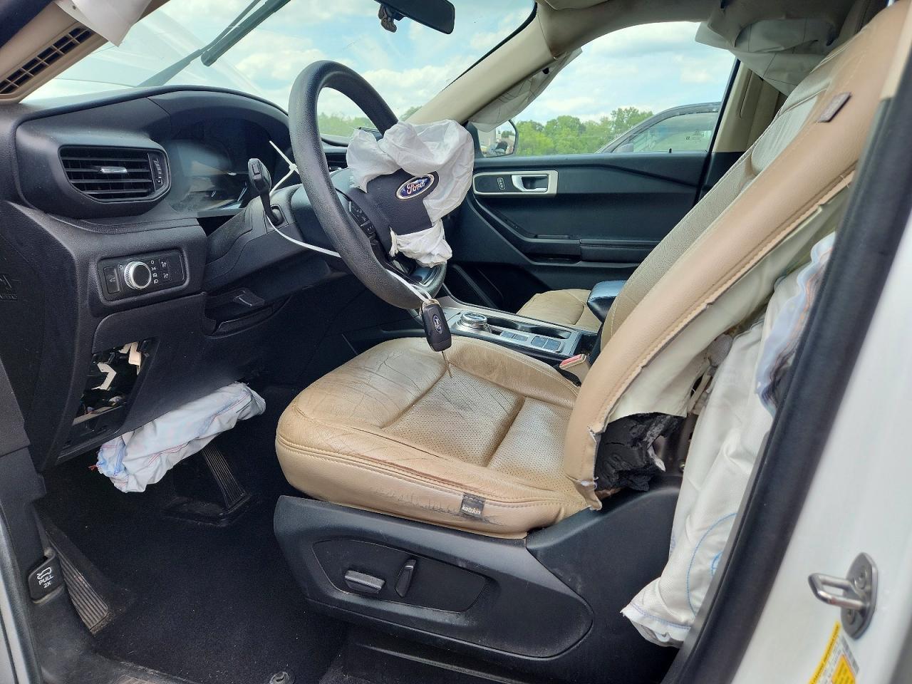 2021 Ford Explorer - zdjęcie 7