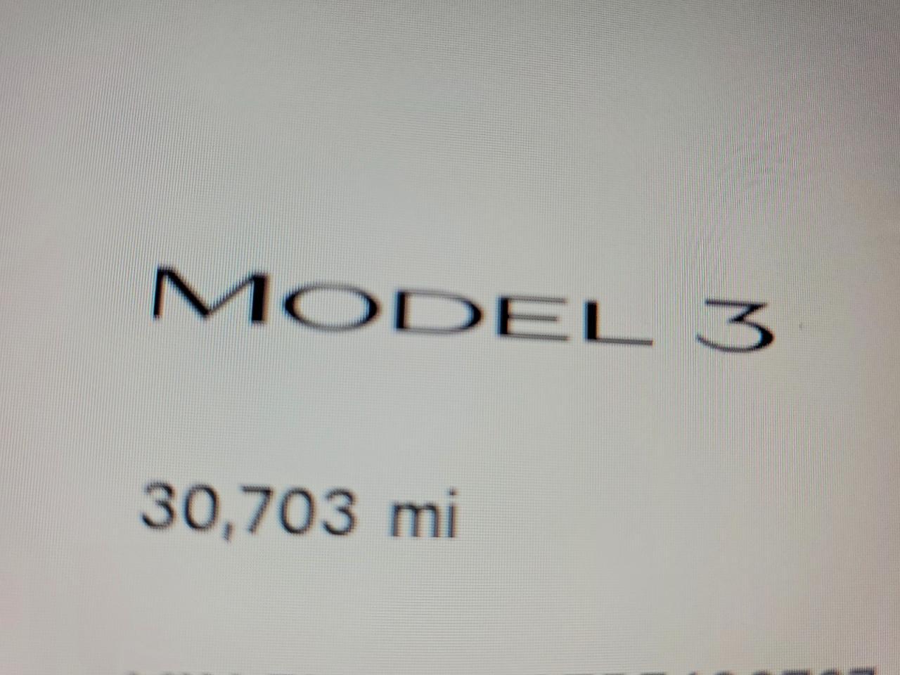 2023 Tesla Model 3 - zdjęcie 9