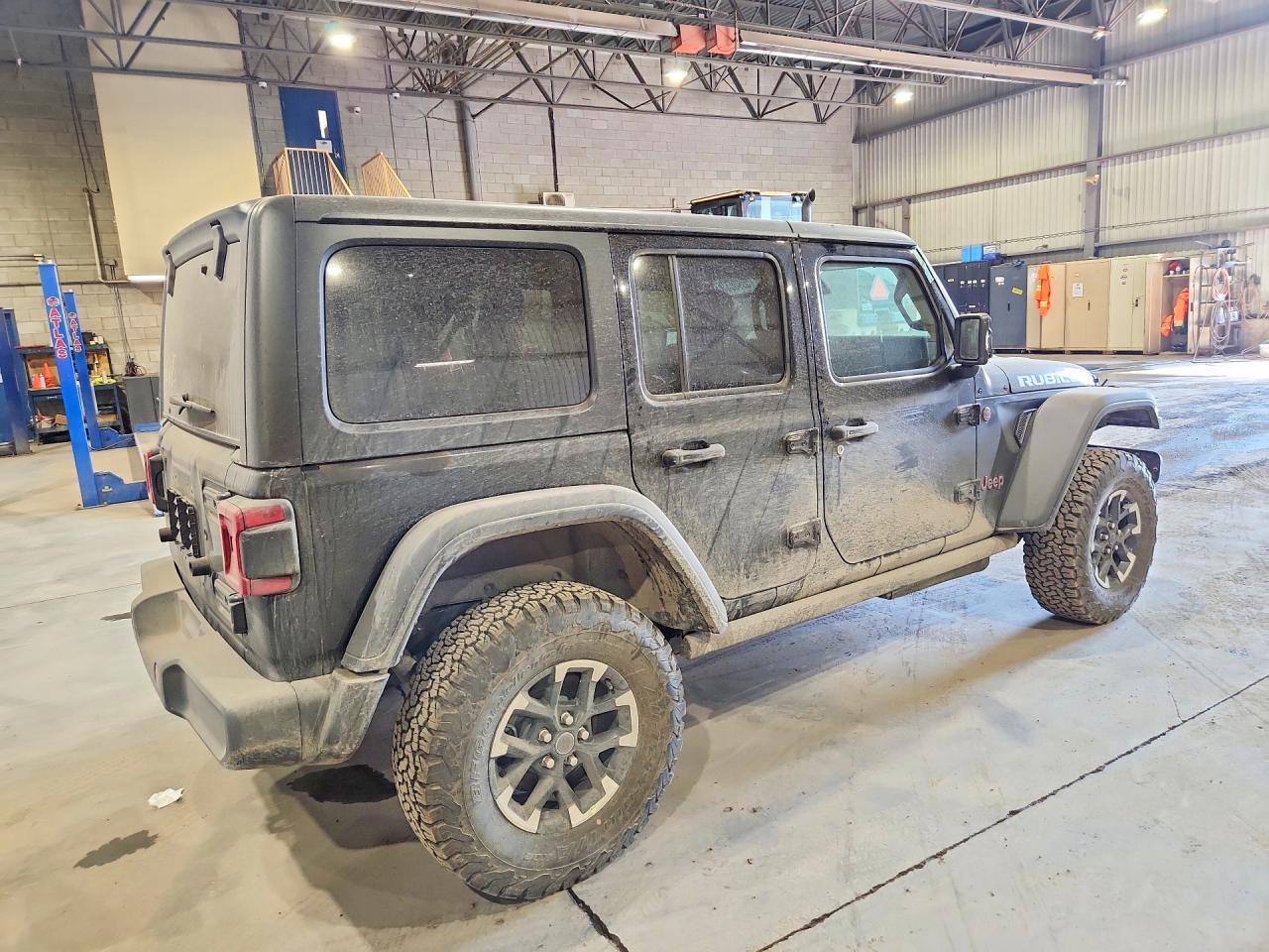 2026 Jeep Wrangler Rubicon - zdjęcie 3