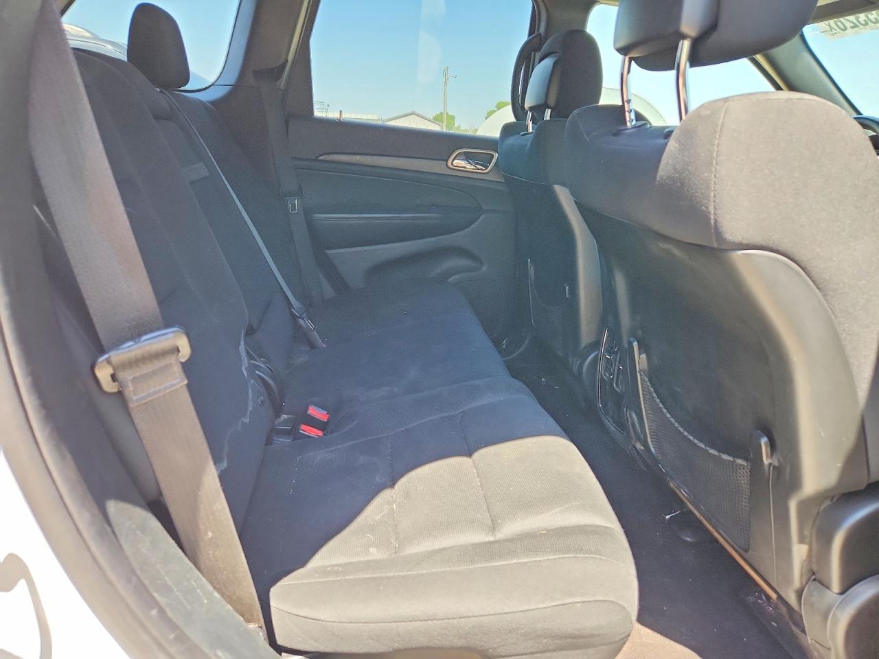 2017 Jeep Grand Cherokee Laredo - zdjęcie 11