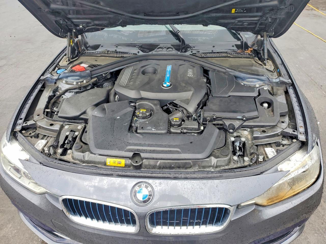 2018 BMW 330E - zdjęcie 11