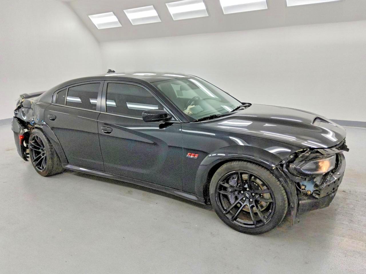 Dodge Charger - zdjęcie 4