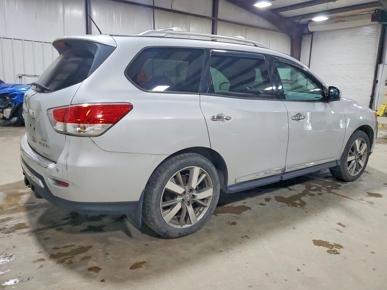 2014 Nissan Pathfinder - zdjęcie 3