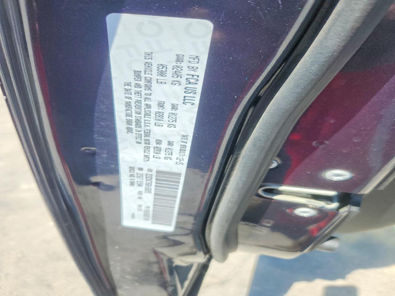 2016 Dodge Charger R - zdjęcie 13