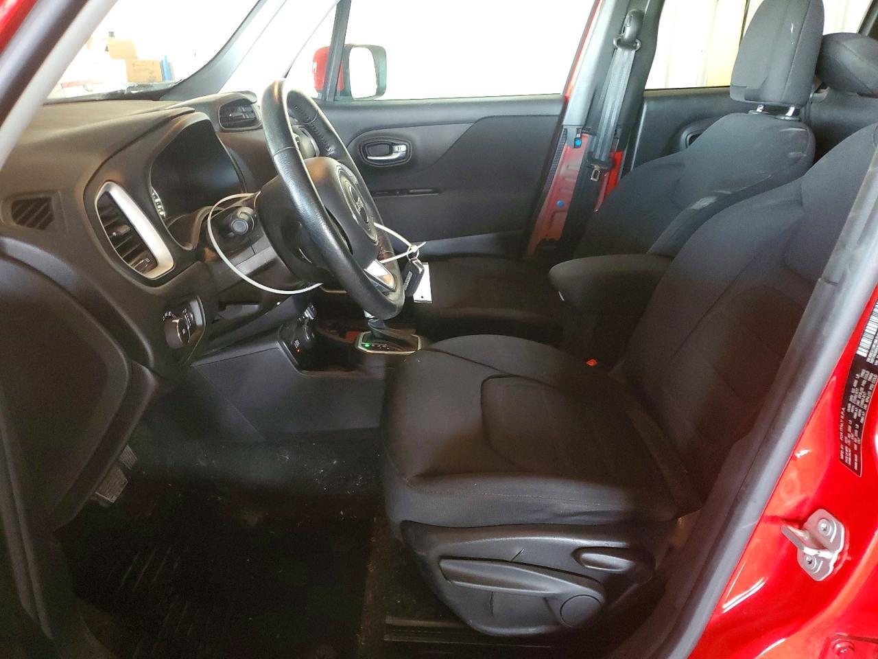 2020 Jeep Renegade Latitude - zdjęcie 7