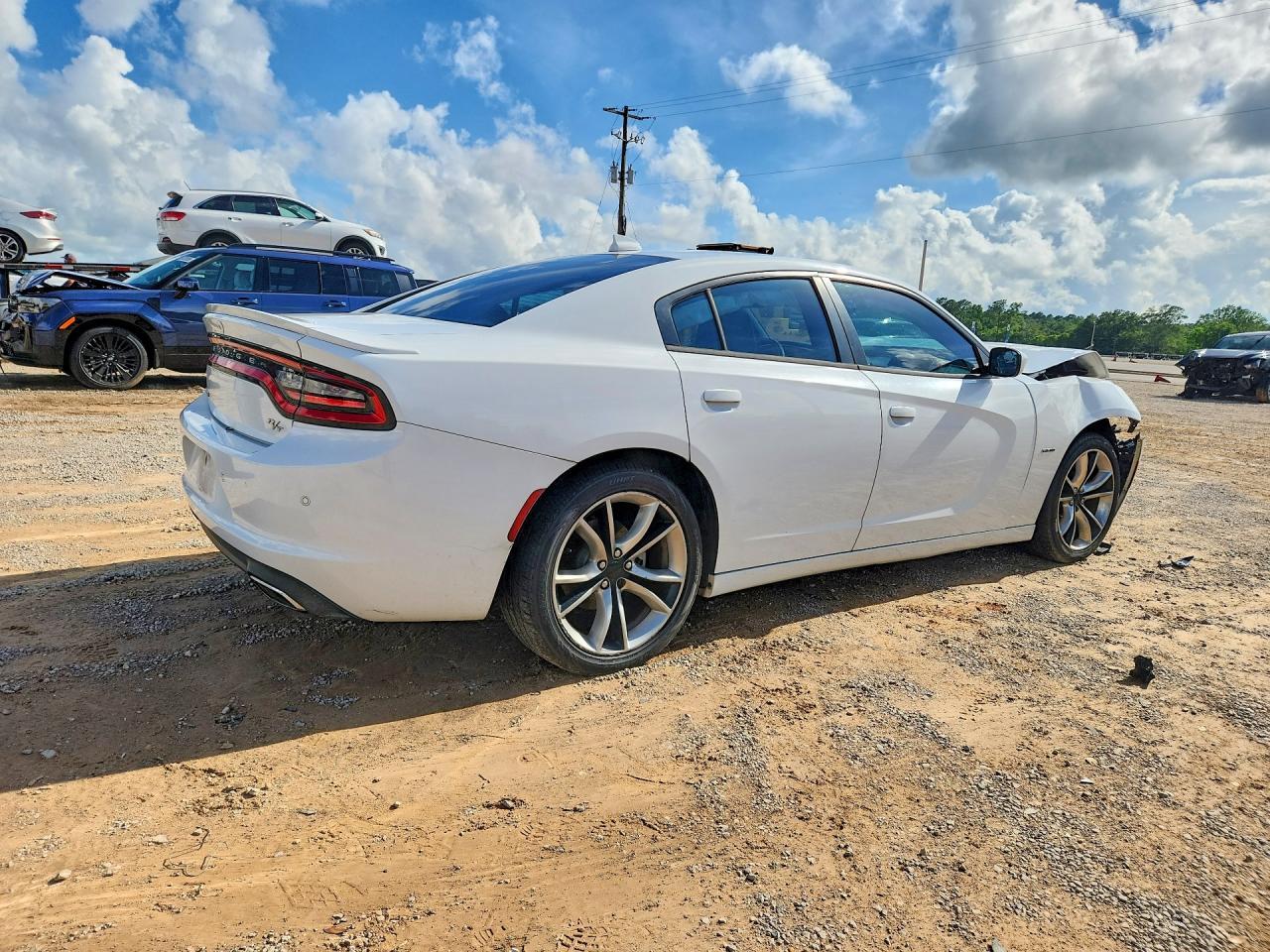 2015 Dodge Charger R - zdjęcie 3