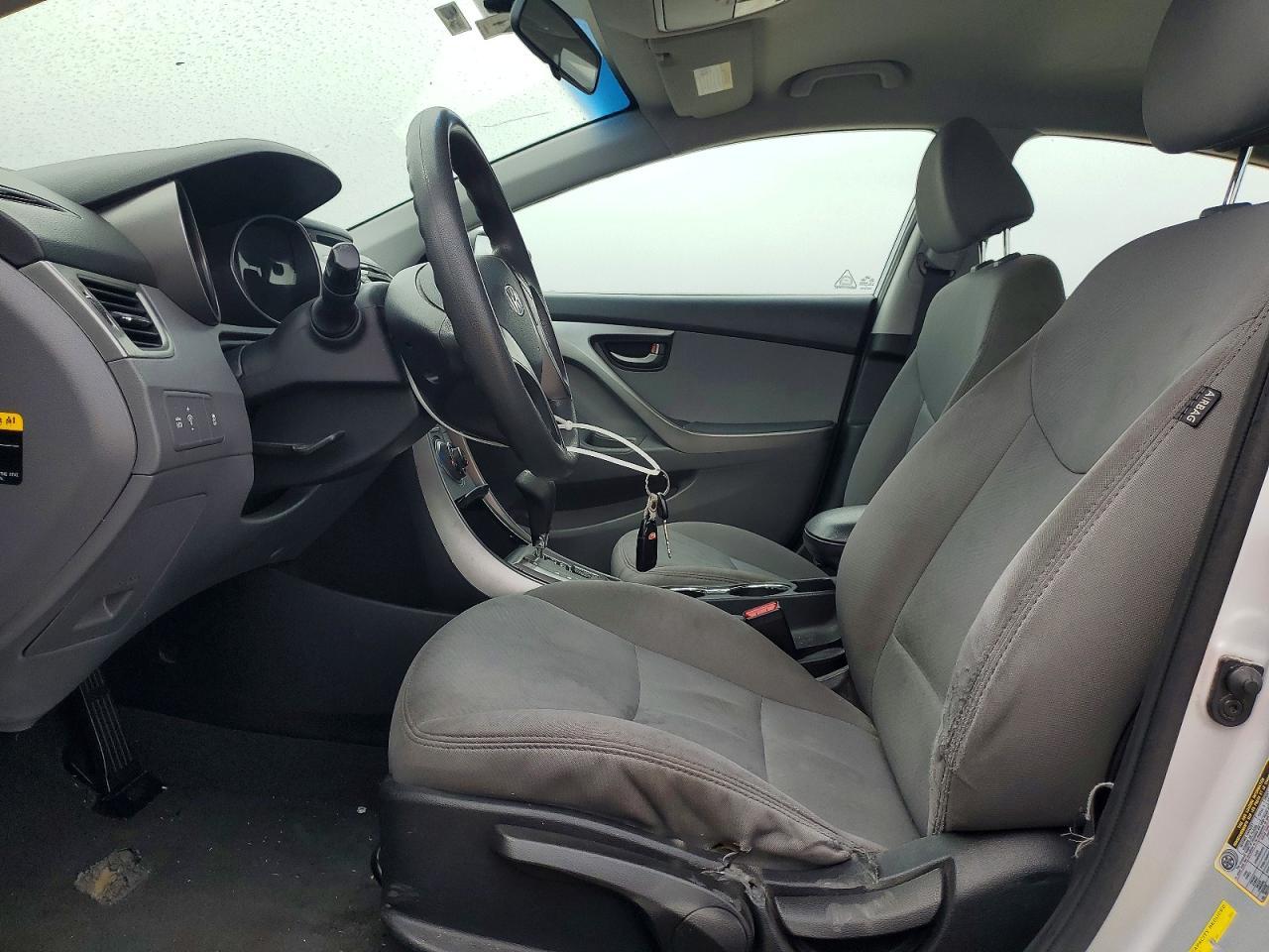 2013 Hyundai Elantra Gls - zdjęcie 7
