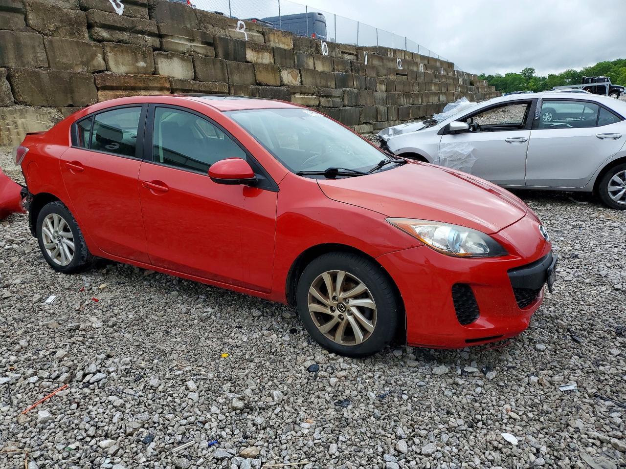 2013 Mazda 3 I - zdjęcie 4
