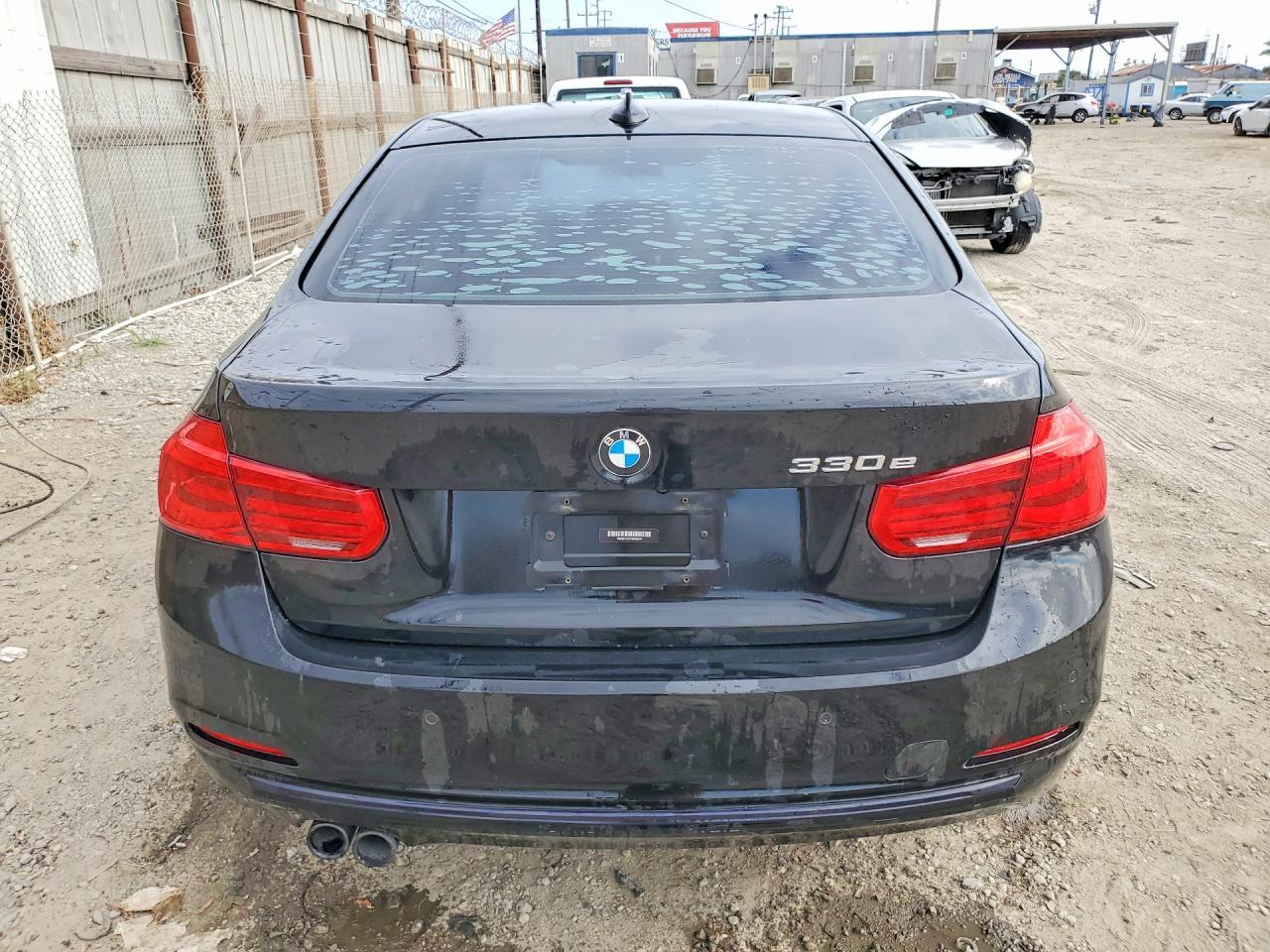 2017 BMW 330E - zdjęcie 6