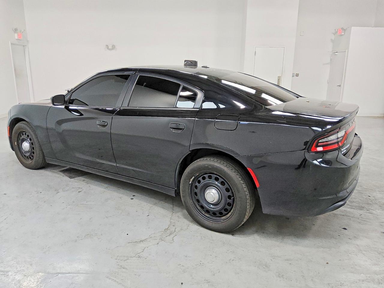 2019 Dodge Charger Police - zdjęcie 2