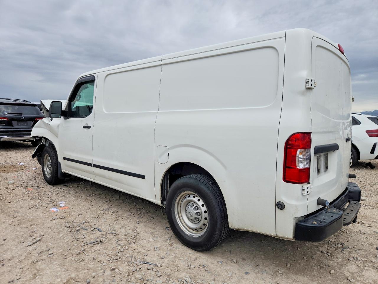 2021 Nissan Nv 1500 S - zdjęcie 2