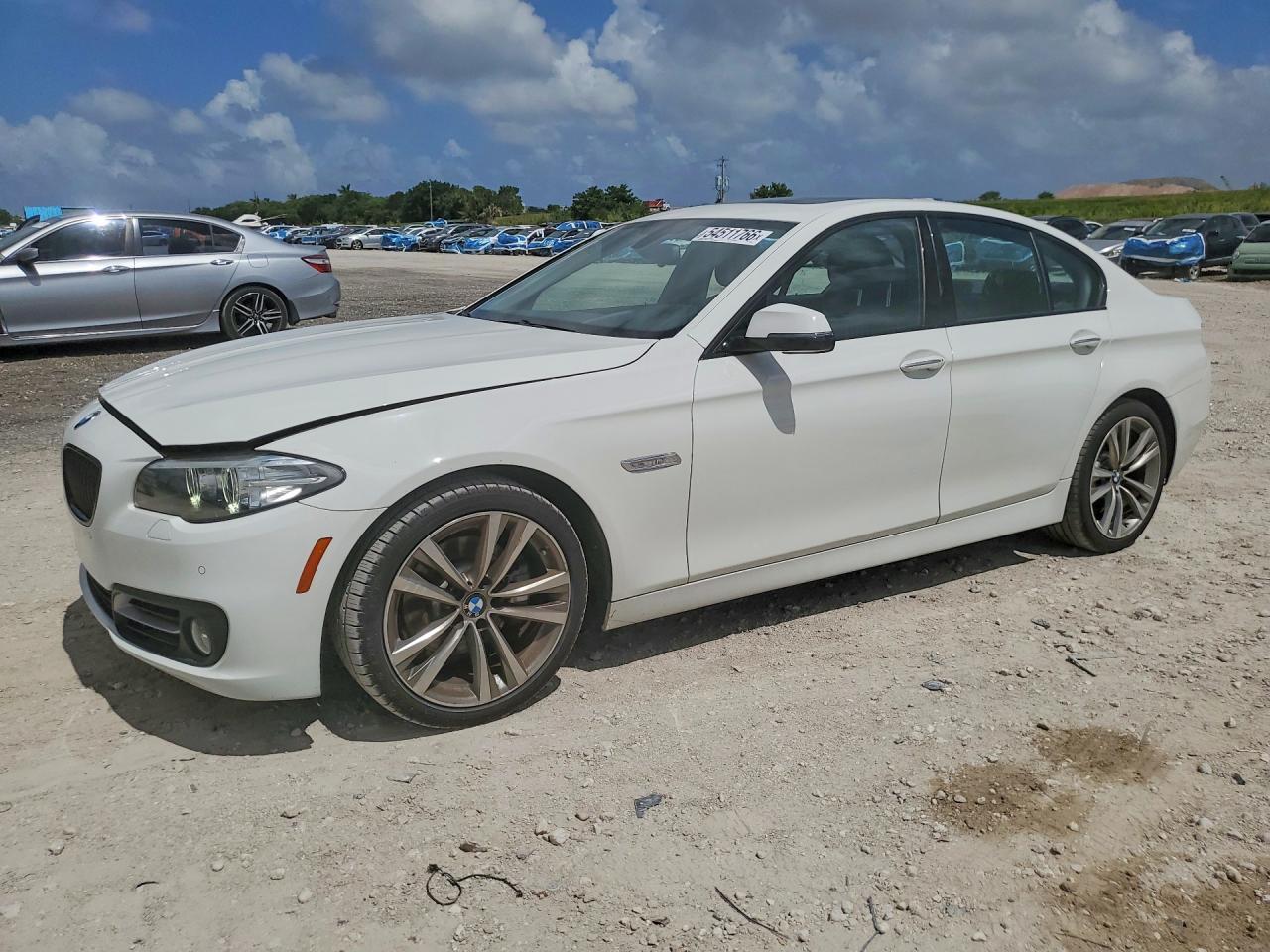 2016 BMW 528 I - zdjęcie główne