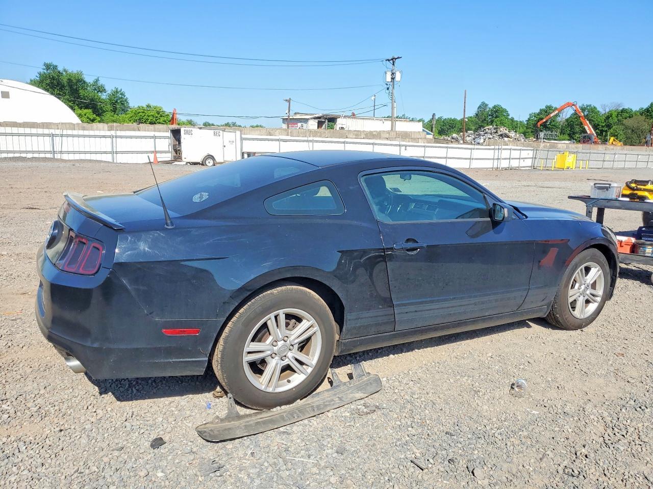 2013 Ford Mustang - zdjęcie 3