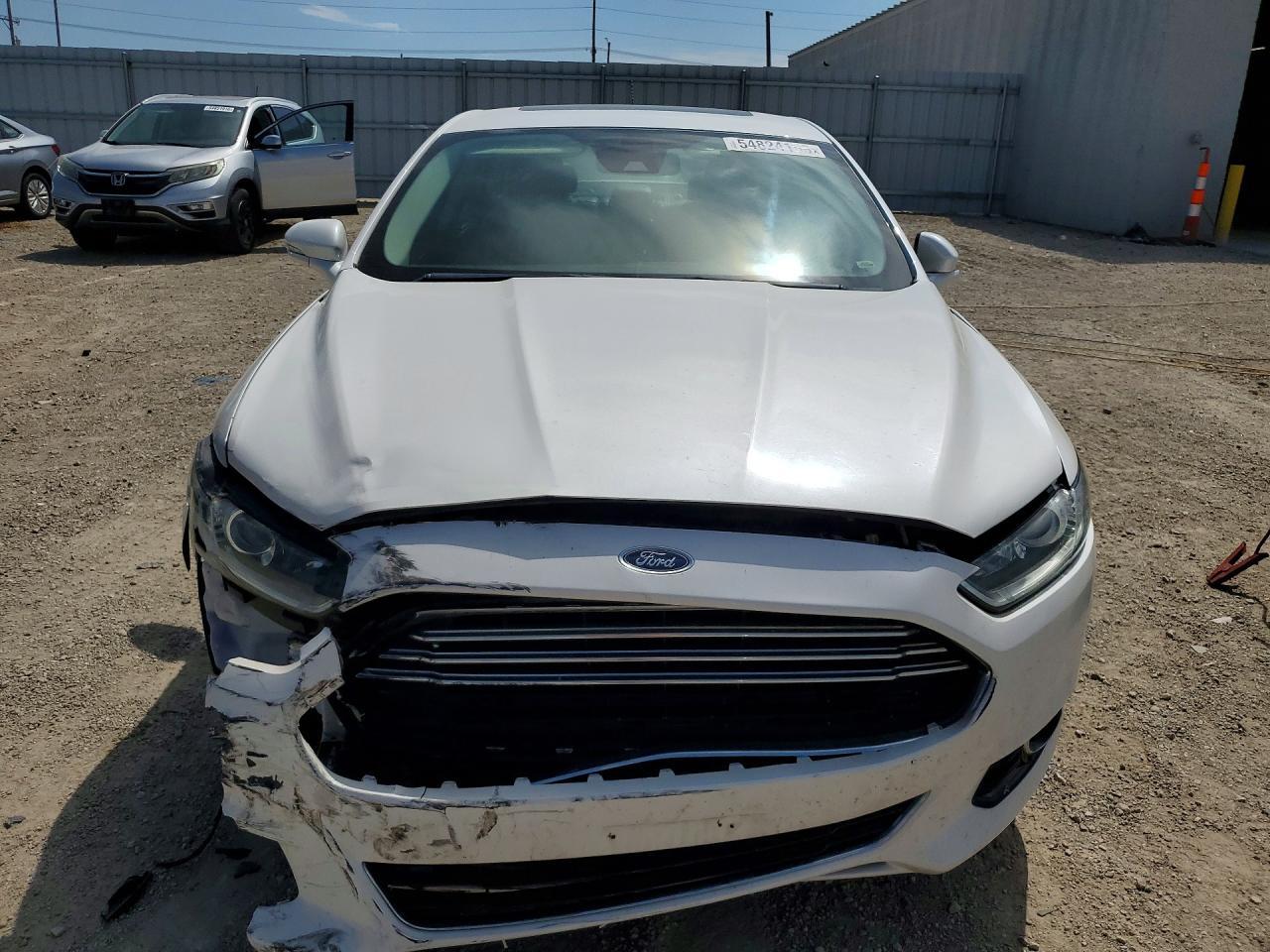 2015 Ford Fusion Titanium - zdjęcie 5