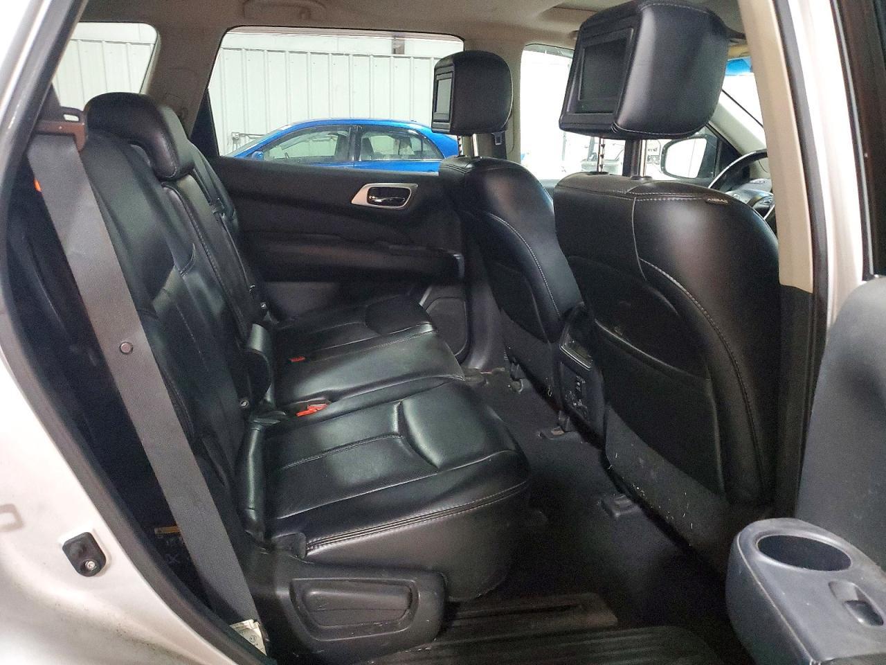 2014 Nissan Pathfinder - zdjęcie 11