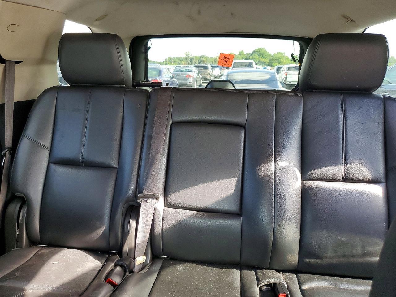 2013 Chevrolet Tahoe C1500 Lt - zdjęcie 10