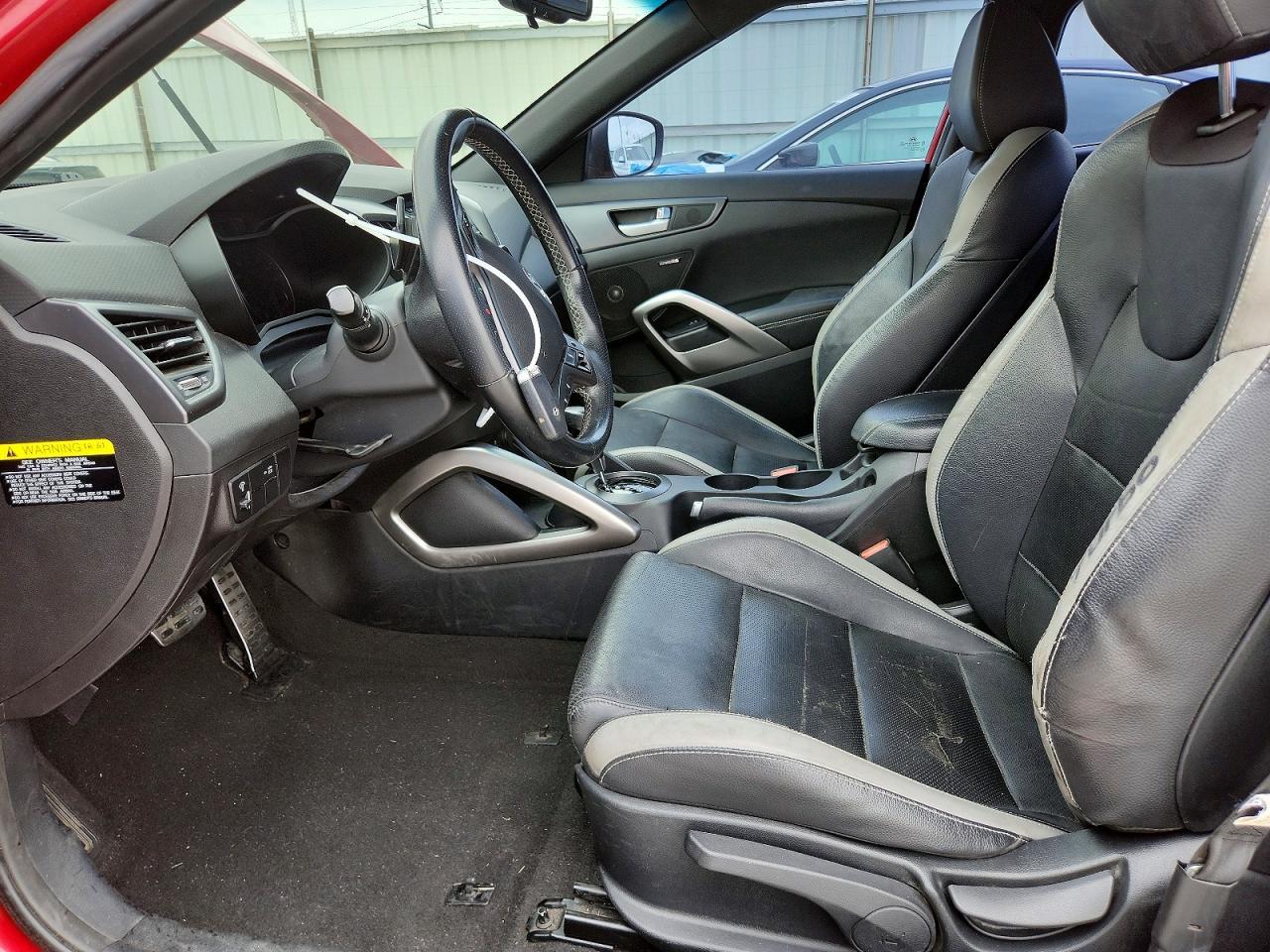 2016 Hyundai Veloster Turbo - zdjęcie 7