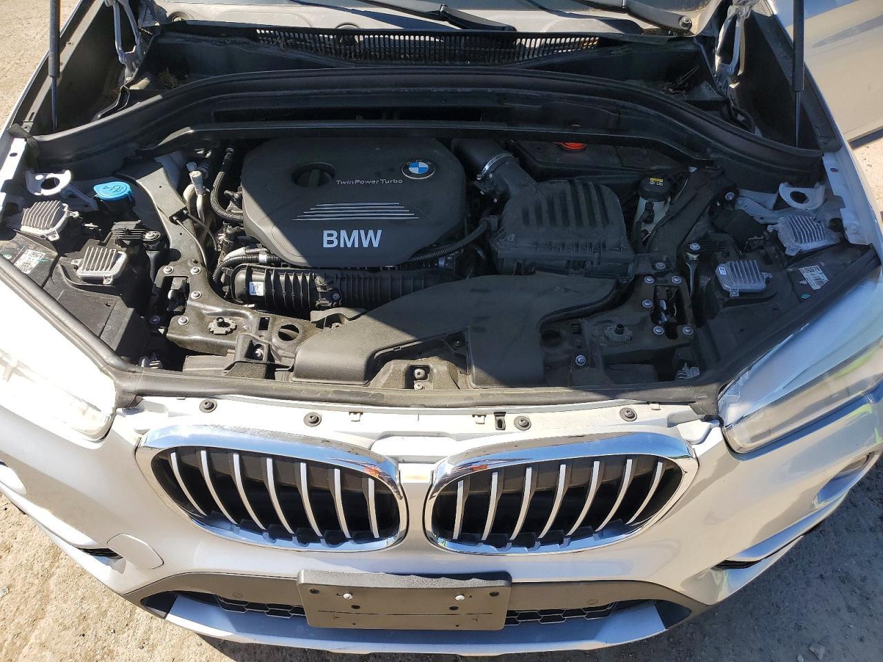 2017 BMW X1 Sdrive28I - zdjęcie 12