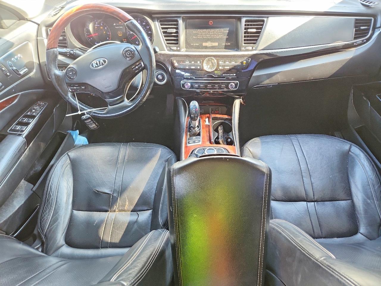 2015 Kia K900 Luxury - zdjęcie 8