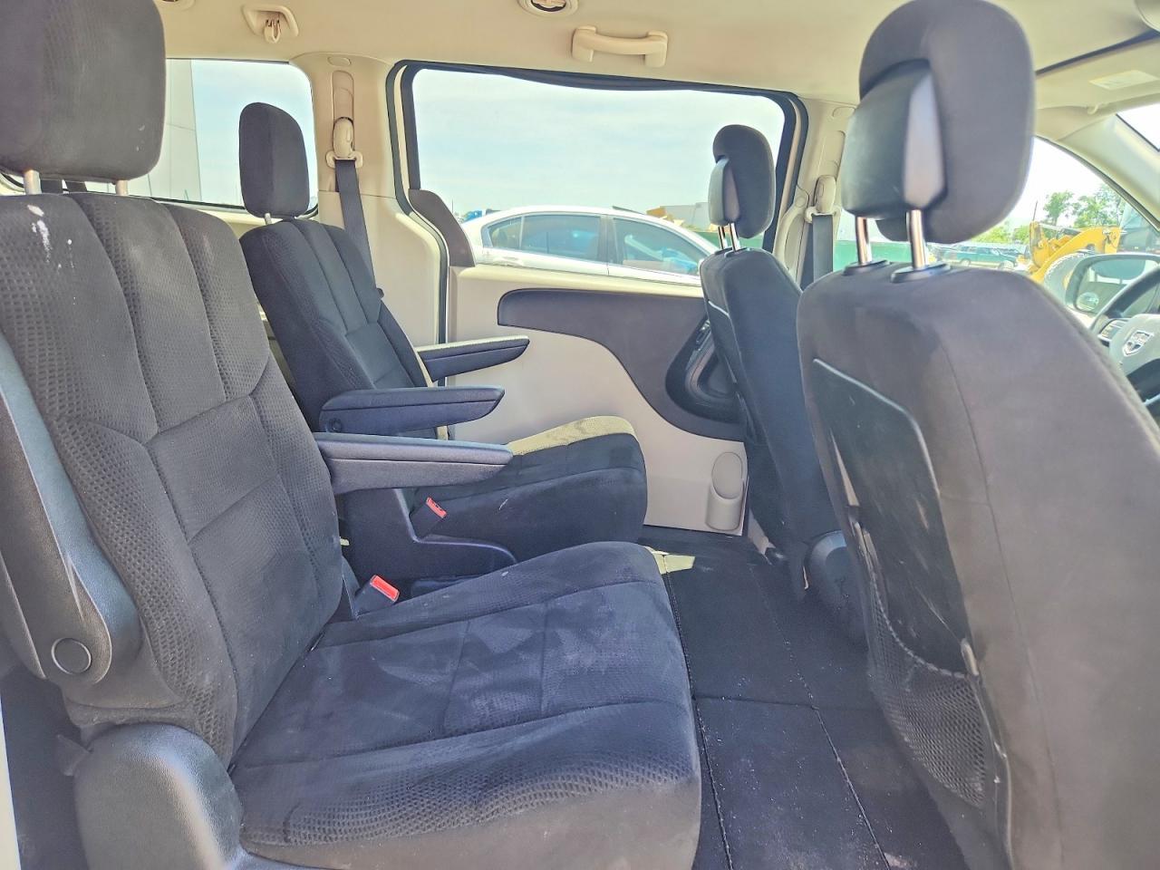 2013 Dodge Grand Caravan Sxt - zdjęcie 11