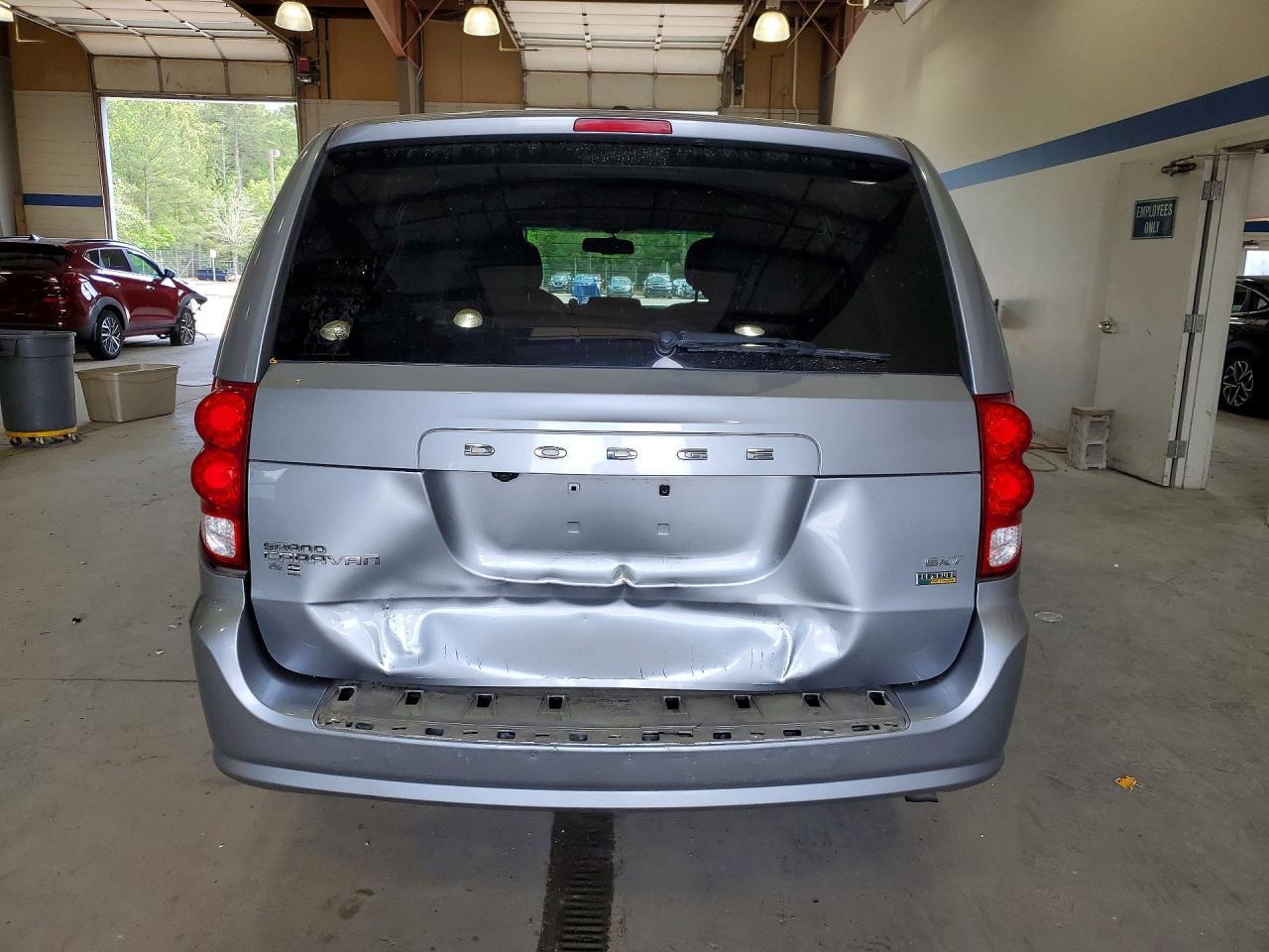 2017 Dodge Grand Caravan Sxt - zdjęcie 6