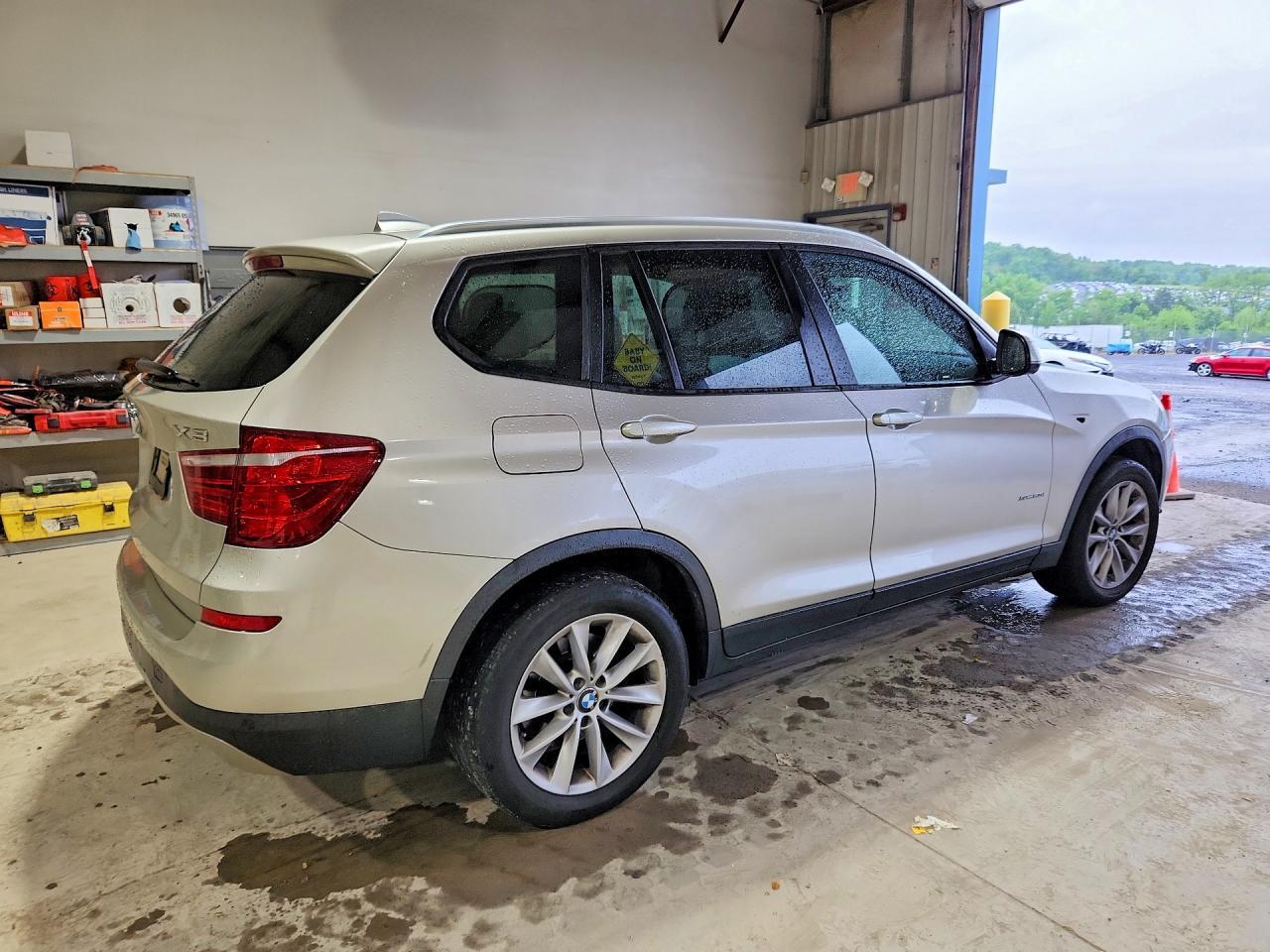 2016 BMW X3 Sdrive28I - zdjęcie 3