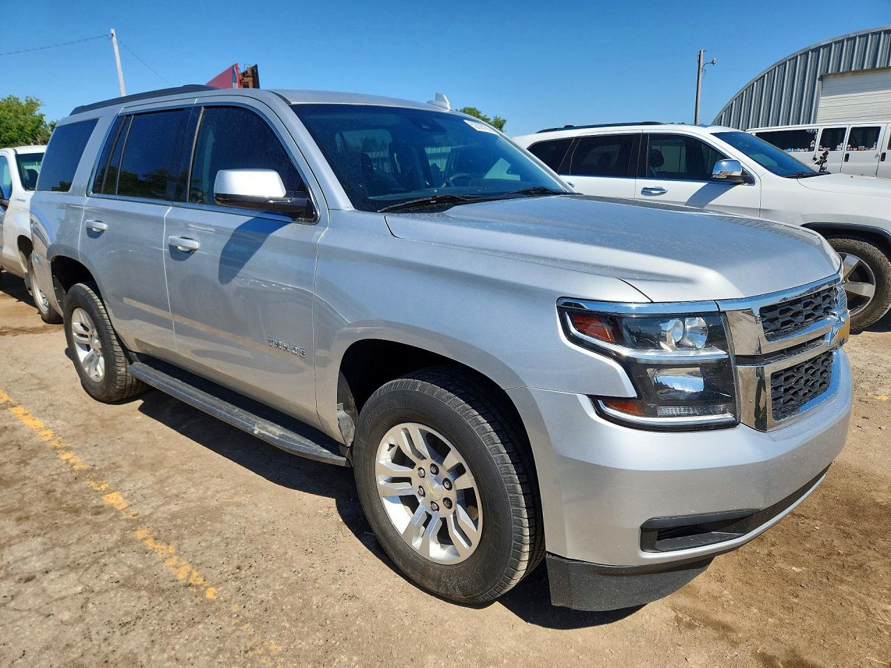 2017 Chevrolet Tahoe K1500 Ls - zdjęcie 4