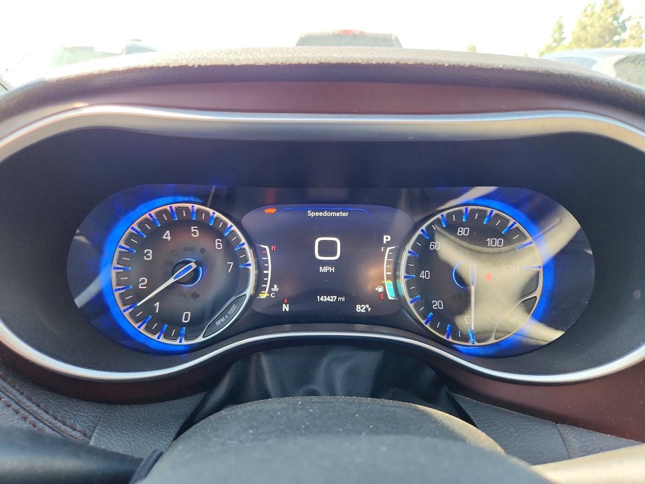 2017 Chrysler Pacifica Limited - zdjęcie 9