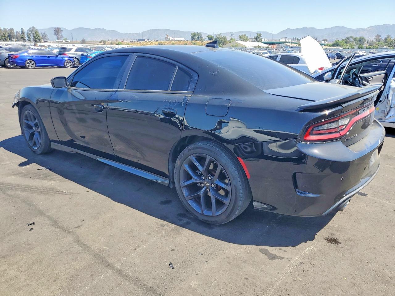 2023 Dodge Charger Gt - zdjęcie 2