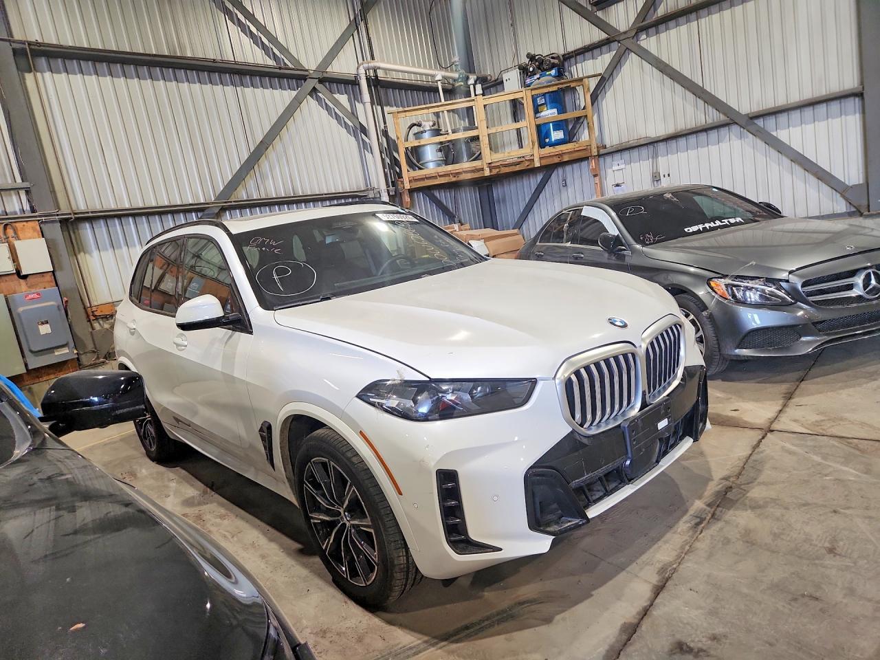 2024 BMW X5 xDrive40I - zdjęcie 4