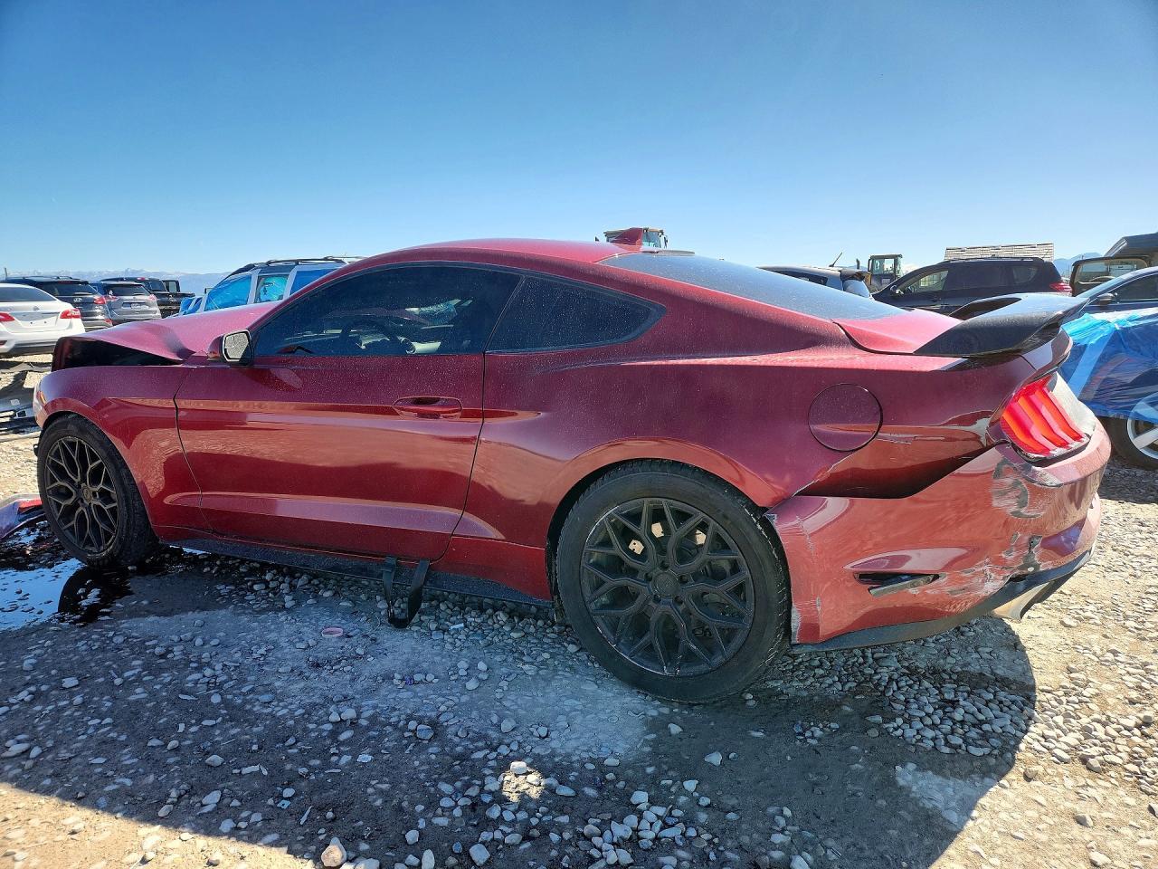 2020 Ford Mustang Gt - zdjęcie 2