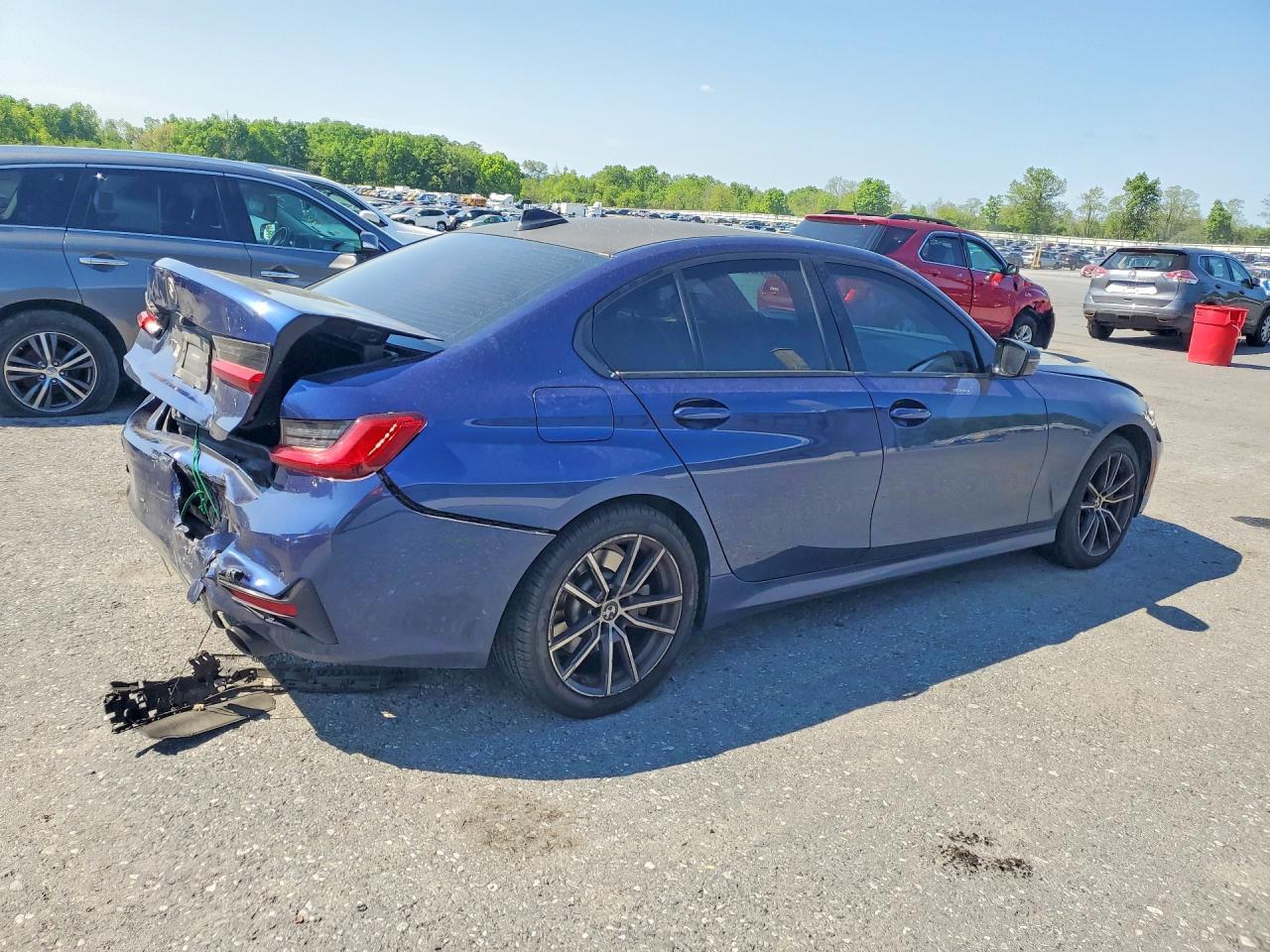 2020 BMW Seria 3 330i - zdjęcie 3