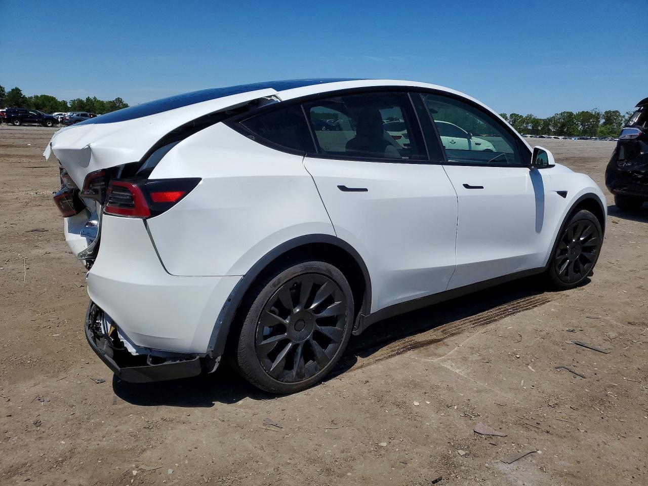 2023 Tesla Model Y - zdjęcie 3