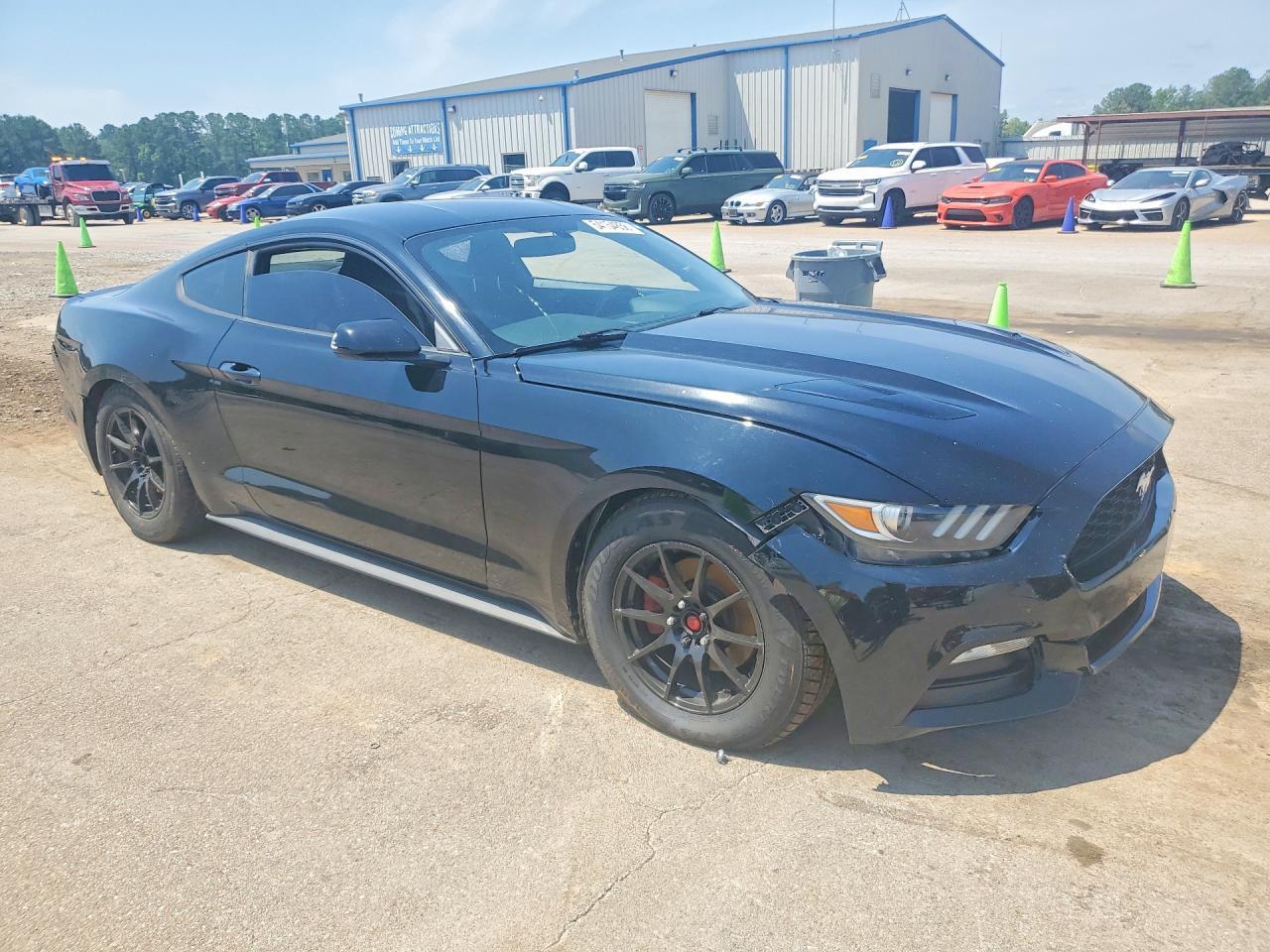2016 Ford Mustang - zdjęcie 4