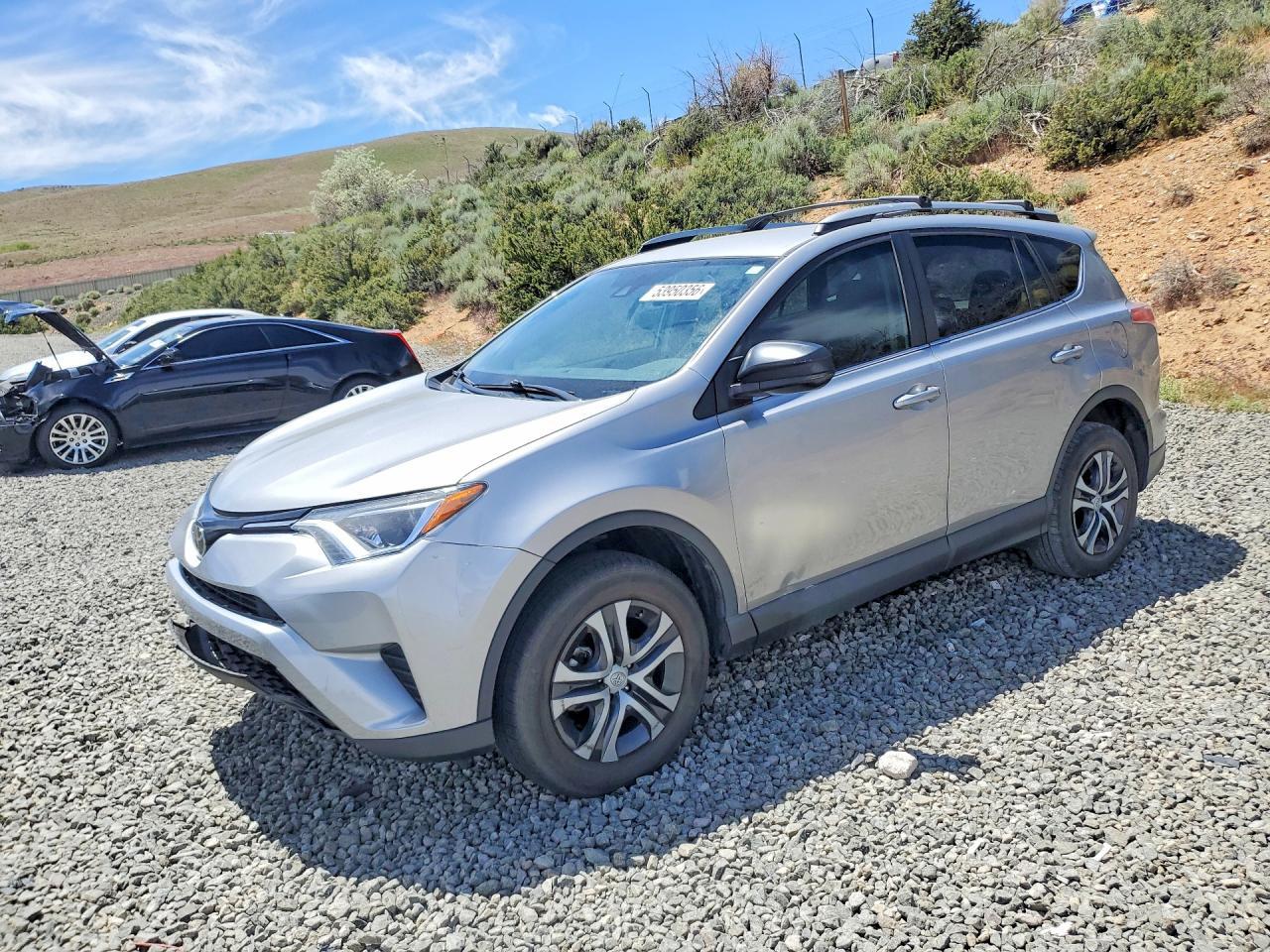 2017 Toyota Rav4 Le - zdjęcie główne