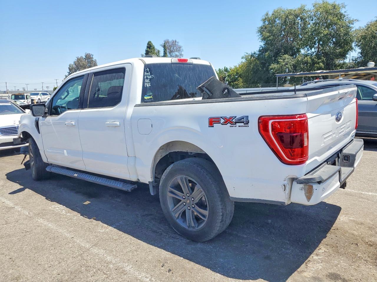 2022 Ford F150 Supercrew - zdjęcie 2