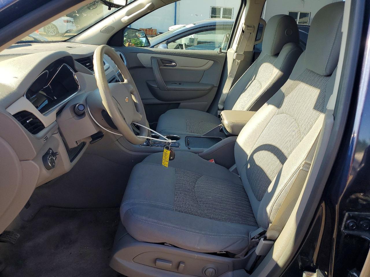 2016 Chevrolet Traverse Ls - zdjęcie 7