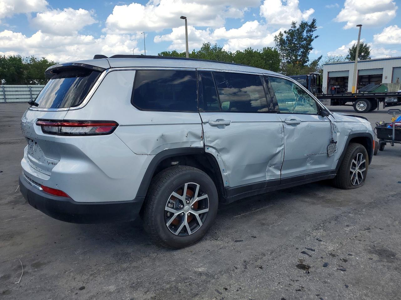 2025 Jeep Grand Cherokee L Limited - zdjęcie 3