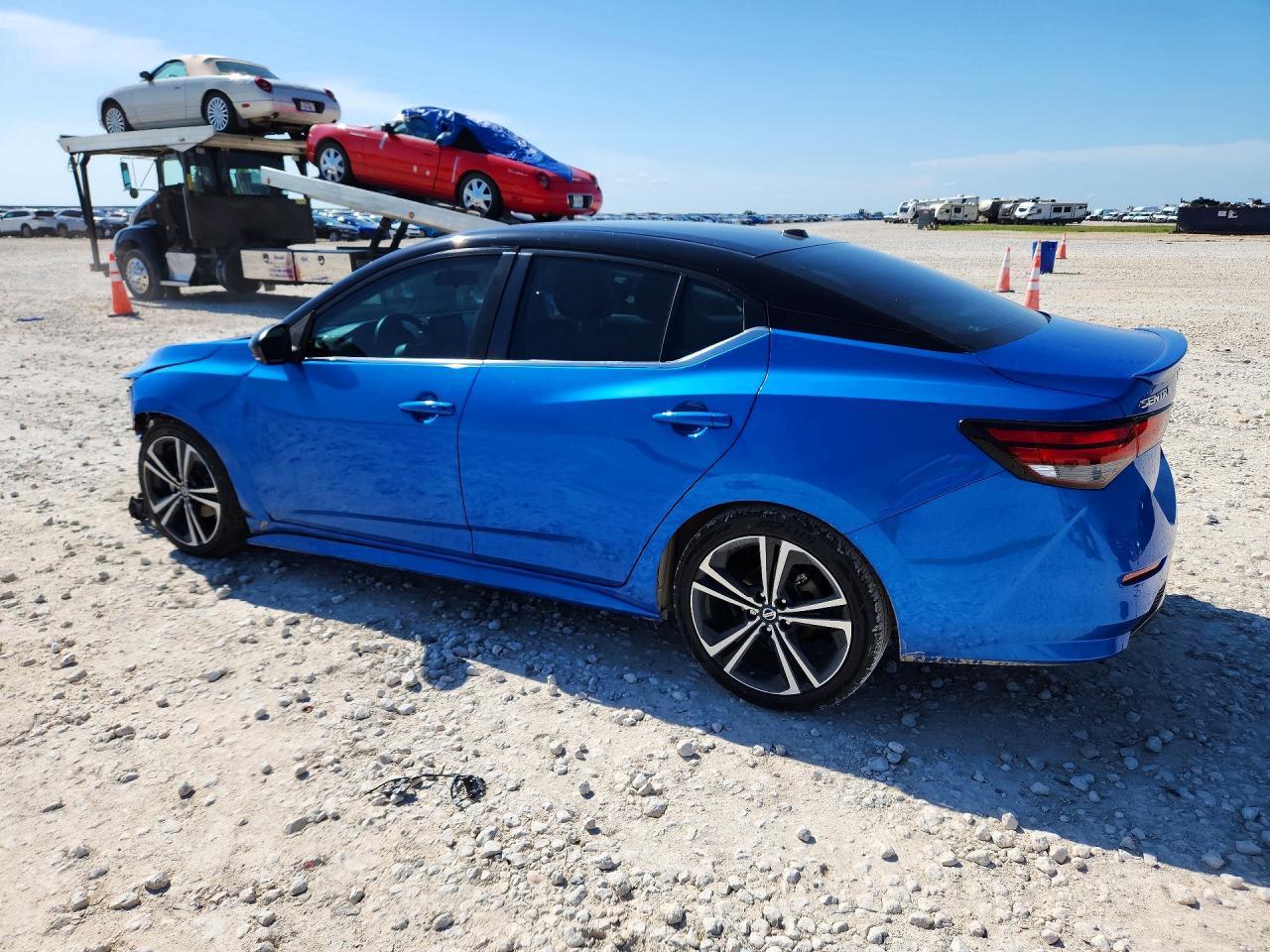 2021 Nissan Sentra Sr - zdjęcie 2