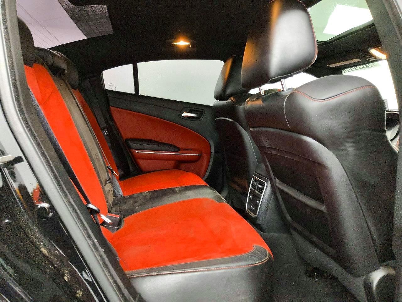 2022 Dodge Charger Scat Pack - zdjęcie 10
