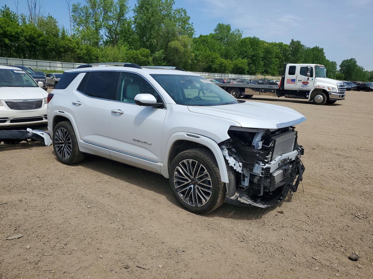 2026 GMC Terrain Denali - zdjęcie 4