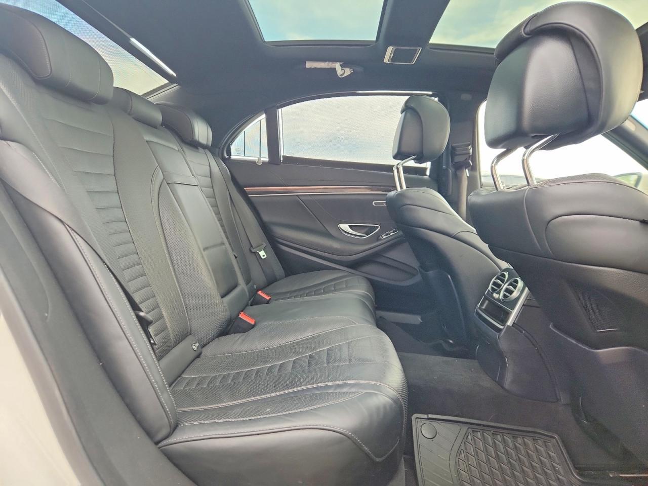 2019 Mercedes-Benz S 560 4Matic - zdjęcie 10