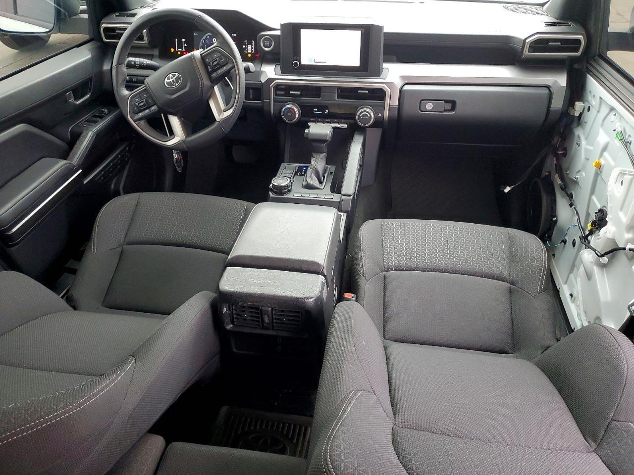 2025 Toyota 4Runner Sr5 - zdjęcie 8