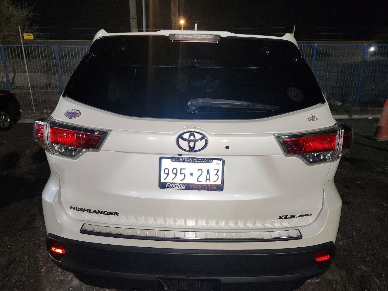 2015 Toyota Highlander Base - zdjęcie 6