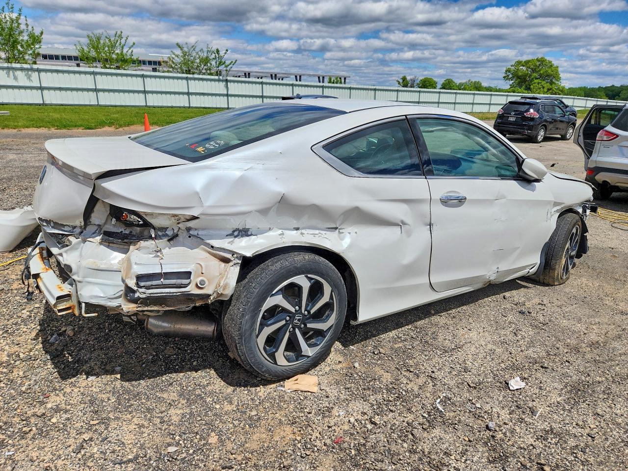 Honda Accord - zdjęcie 3