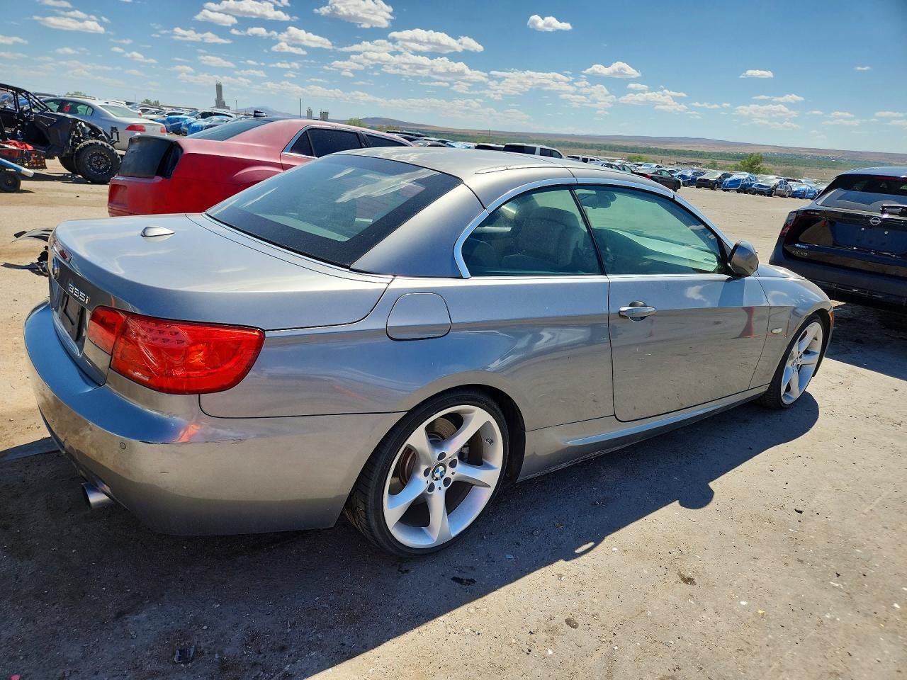 2013 BMW 335 I - zdjęcie 3